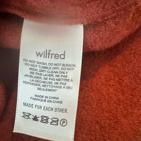 Delicate rusty red Wilfred long coat. New without tag ( never worn). - Picture 3 of 3